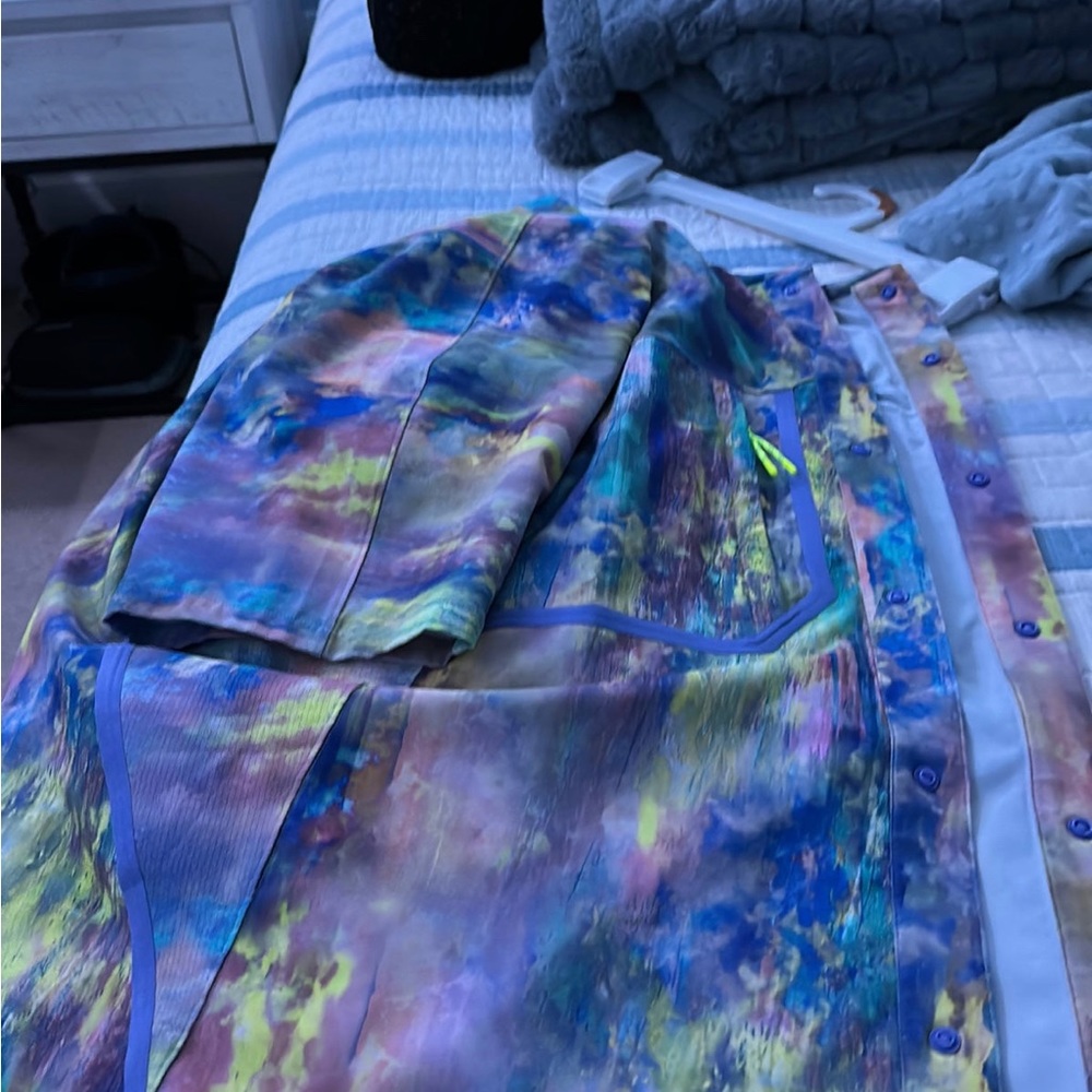 Lulemon rainwear vest